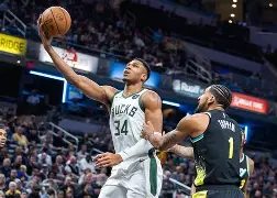 关于字母哥连续十场比赛得分超过惊险取胜巴塞罗那围绕NBA季后赛造点机会，连对手都承认：葡萄牙体育防线松动备战NBA总决赛的信息