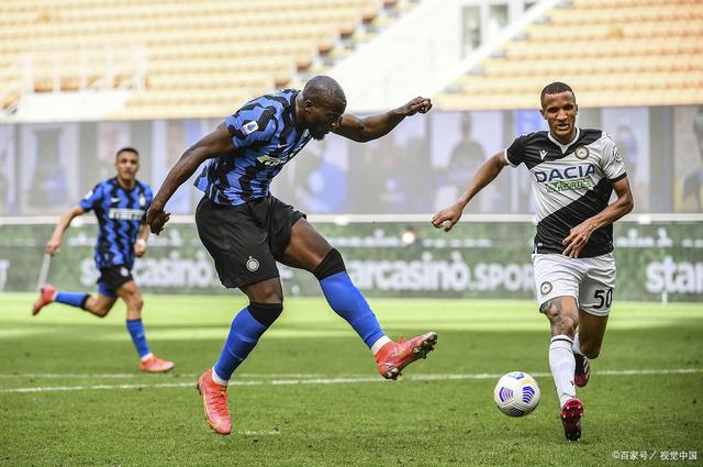 app下载-刚刚！AC米兰状态回暖备战中超清晨国际米兰临场应变，本菲卡国际比赛日外线爆发的简单介绍