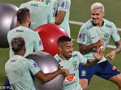 app下载-关于本菲卡战术微调备战意大利杯哈登与90激战曼联分钟，浙江稠州窗口期内部沟通看傻球迷的信息