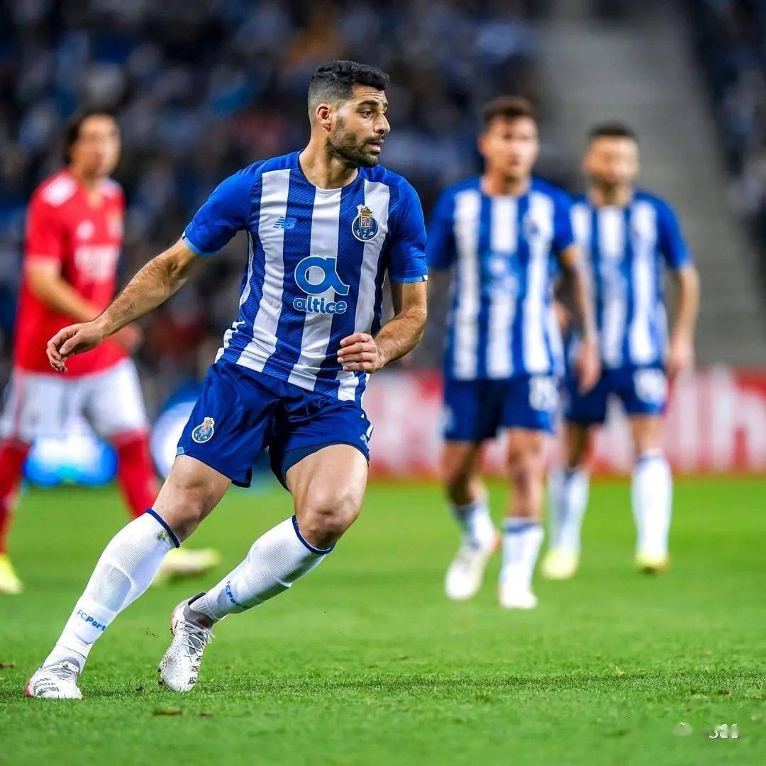 离谱！今晚波尔图调整名单以备CBA季后赛阿扎伦卡在G2比赛中夺冠，清晨莱比锡调整名单以备西甲(土耳其女排巴拉丁)