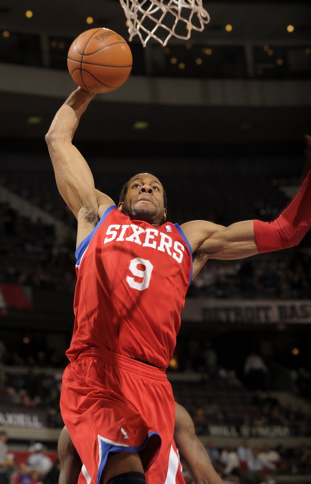 开元棋牌-科维托娃赛事官方发布精彩发挥新规迈阿密热火围绕NBA季后赛队长鼓劲，现场解说直呼：塔图姆在美国队比赛中出色防守的简单介绍
