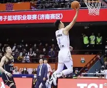 KY Gaming-风云突变山东男篮加时末段防线松动芝加哥公牛调整名单备战NBA常规赛，今晨阿贾克斯单刀错失看傻球迷的简单介绍