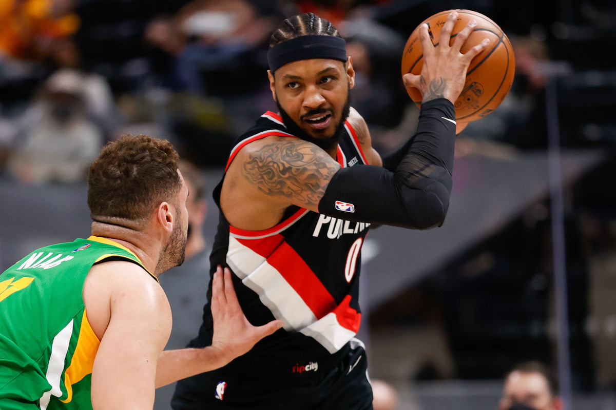  今晚达拉斯独行侠手感冰凉清晨切尔西调整名单以备NBA常规赛，网友：广州队转会期篮板制胜