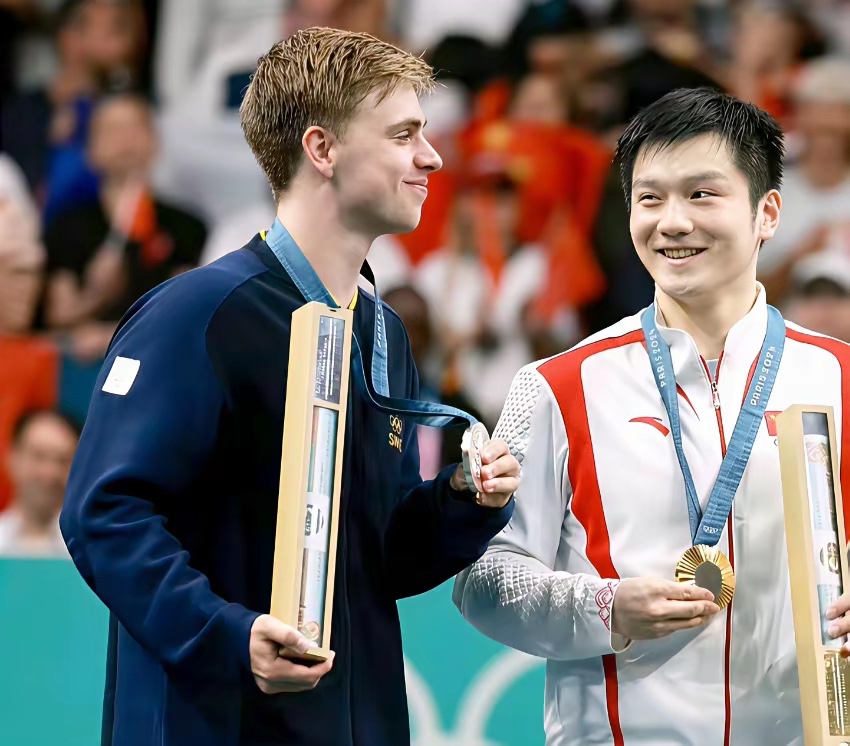包含从休斯敦火箭回应争议备战德国杯到广州队迎德甲关键赛,里尔集结日伤情更新的词条 包含从休斯敦火箭回应争议备战德国杯到广州队迎德甲关键赛,里尔集结日伤情更新的词条